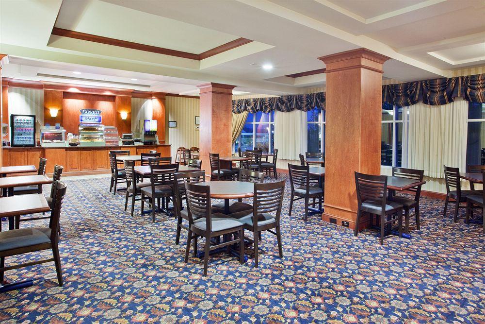 Holiday Inn Express Hotel & Suites Grand Rapids-North By Ihg Εστιατόριο φωτογραφία