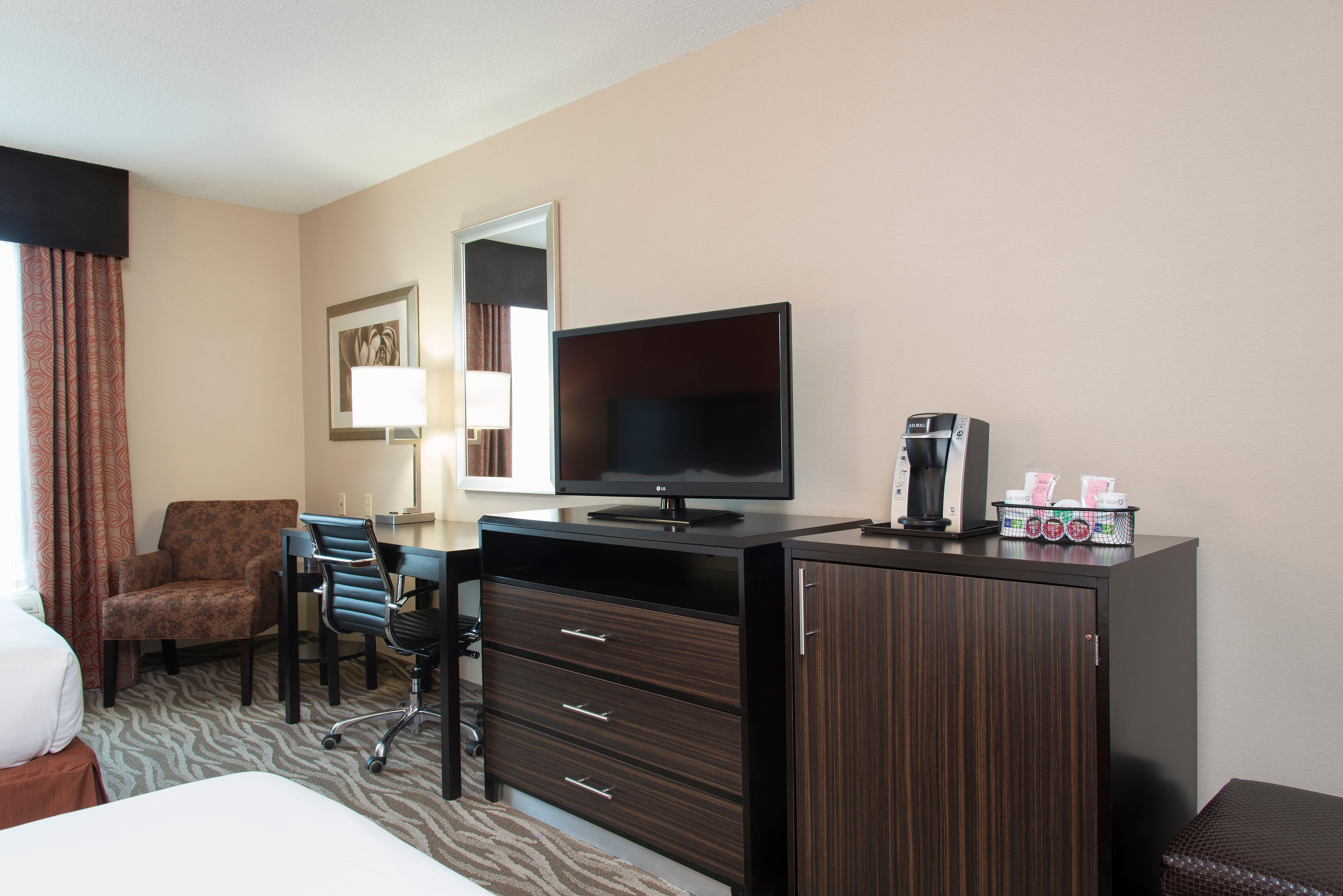 Holiday Inn Express Hotel & Suites Grand Rapids-North By Ihg Εξωτερικό φωτογραφία
