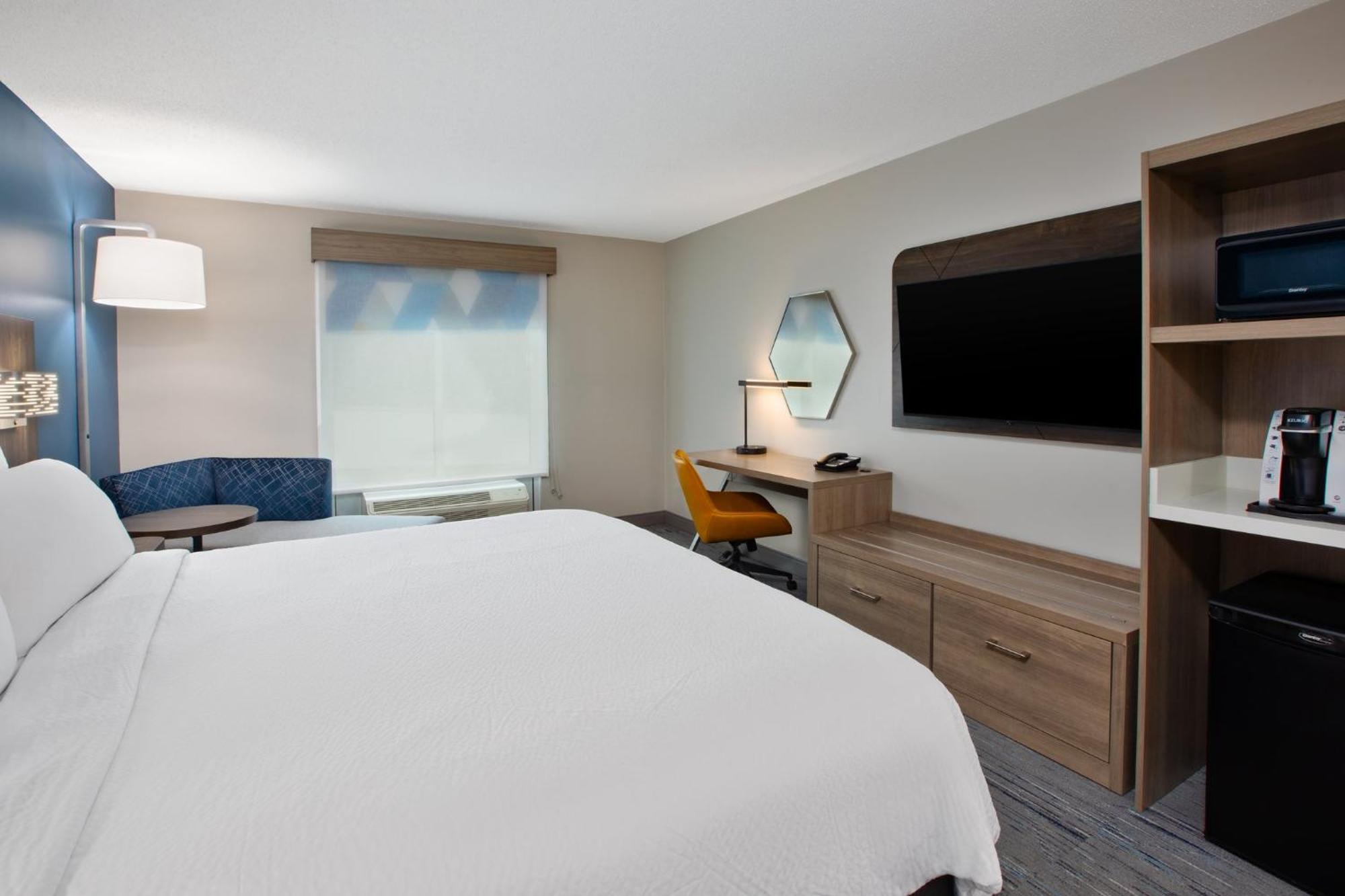 Holiday Inn Express Hotel & Suites Grand Rapids-North By Ihg Εξωτερικό φωτογραφία