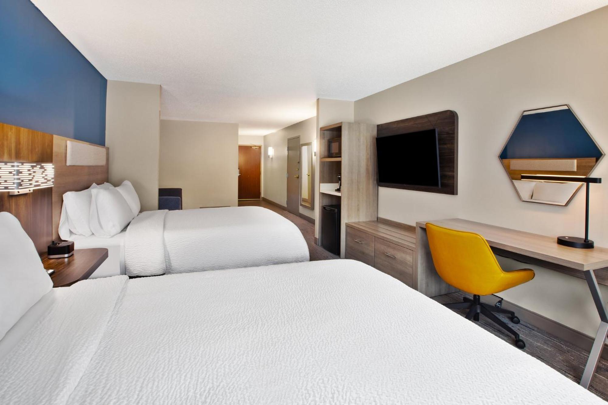Holiday Inn Express Hotel & Suites Grand Rapids-North By Ihg Εξωτερικό φωτογραφία