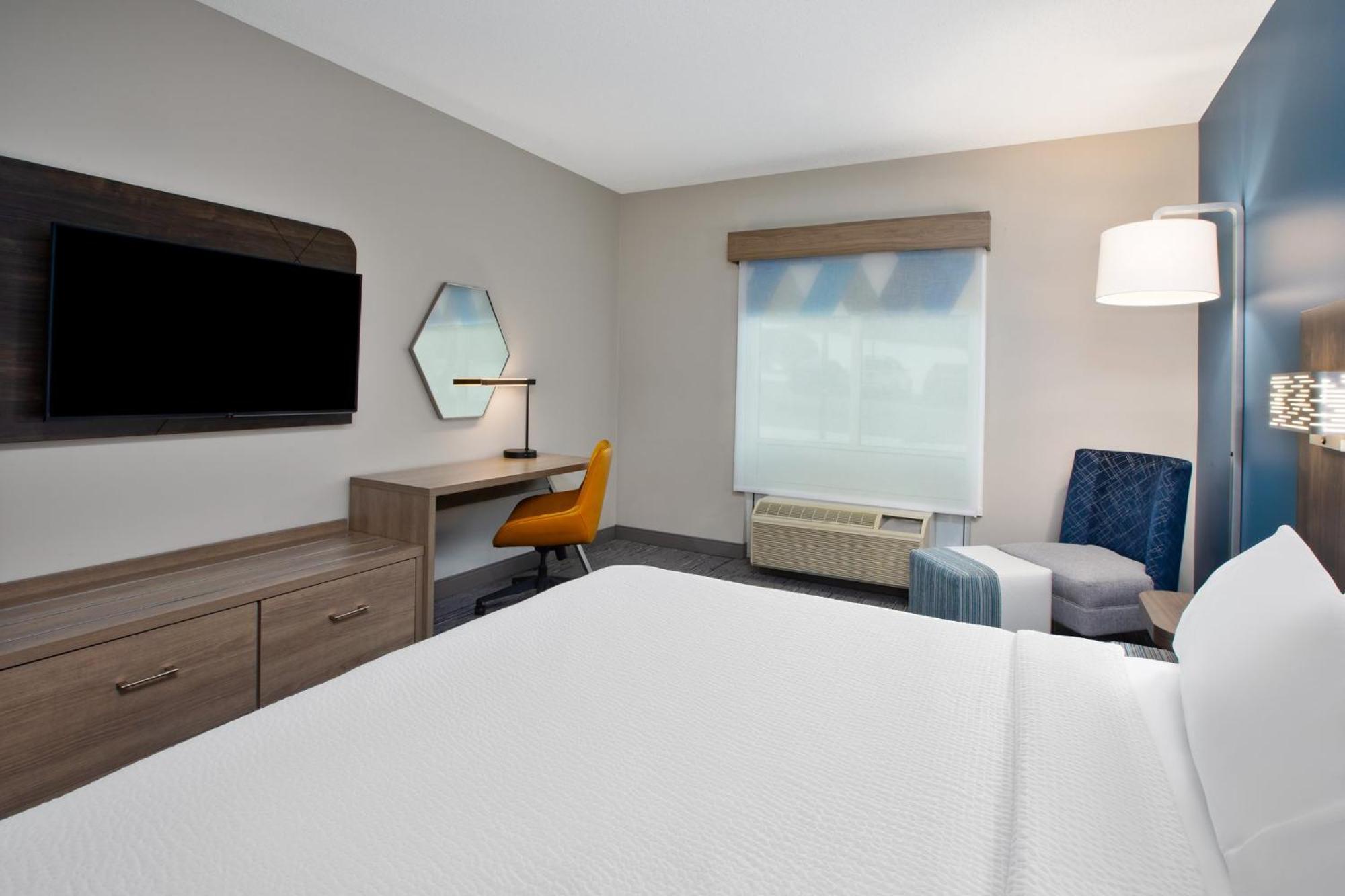 Holiday Inn Express Hotel & Suites Grand Rapids-North By Ihg Εξωτερικό φωτογραφία